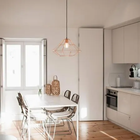 Combro 77 Charming One Bedroom By Get Your